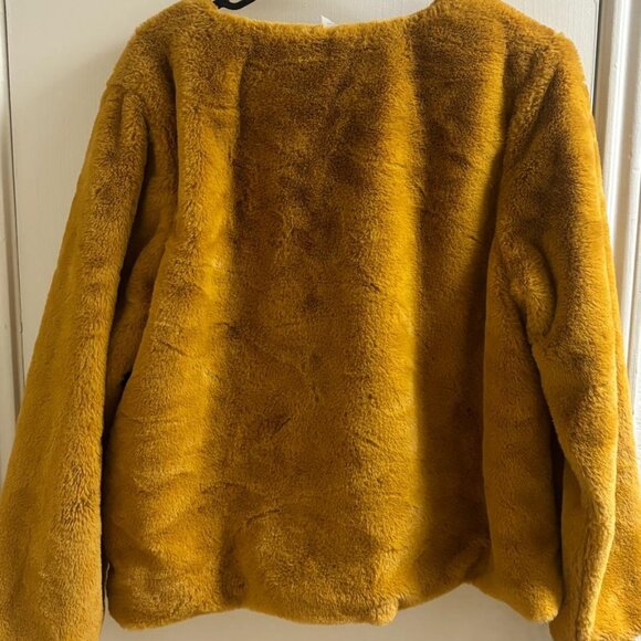 H&M Faux fur Coat , gold color, size L preowned - Picture 3 of 5